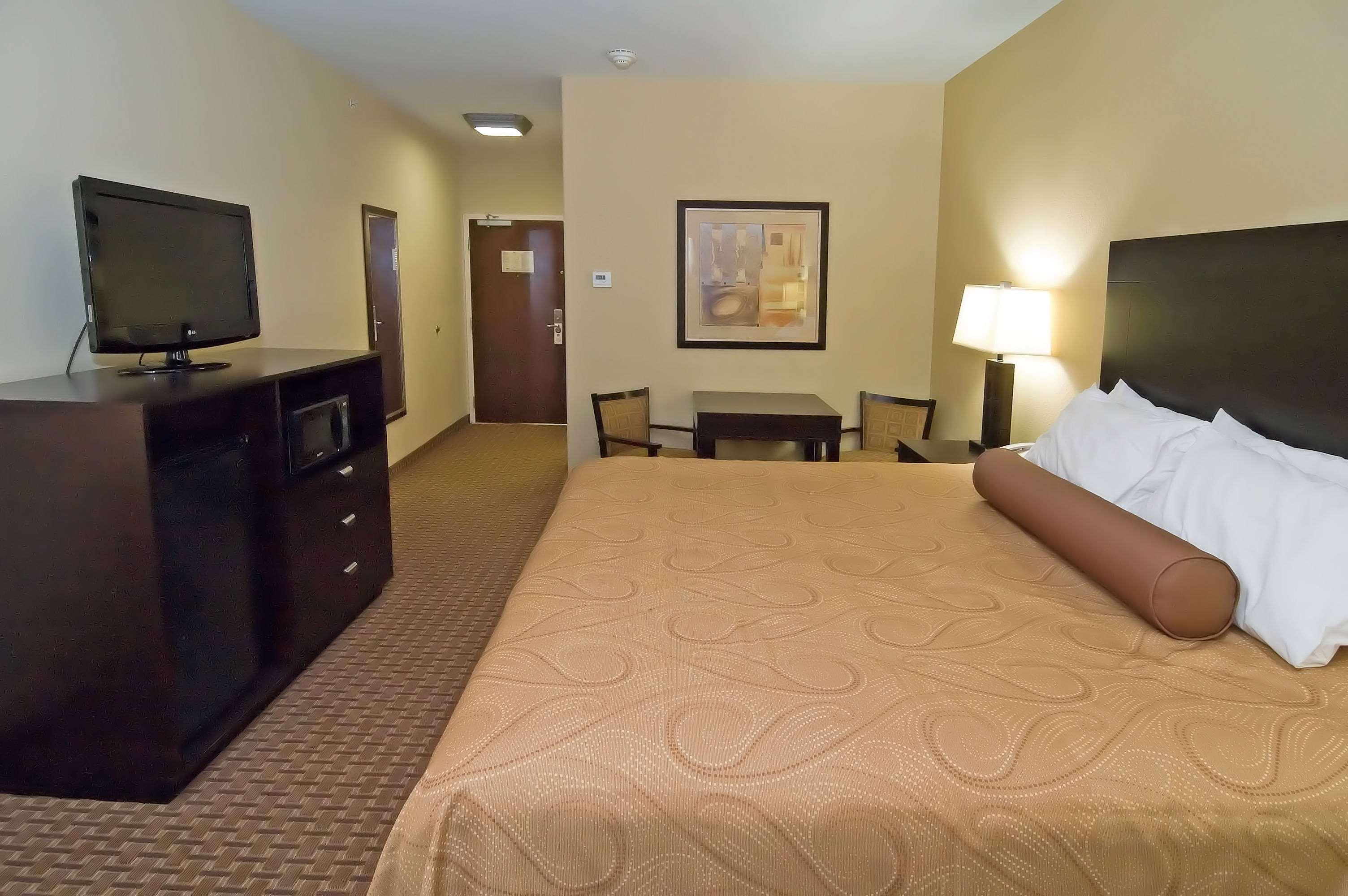 Best Western Bastrop Pines Inn Zimmer foto